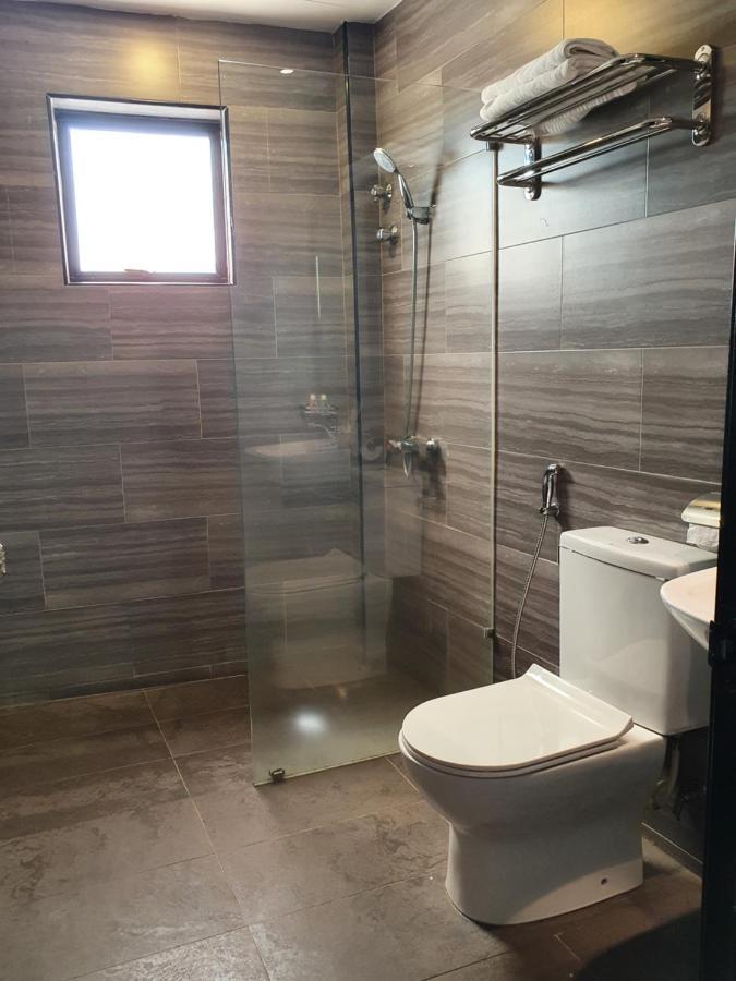 See Foo Hotel Bidur 外观 照片